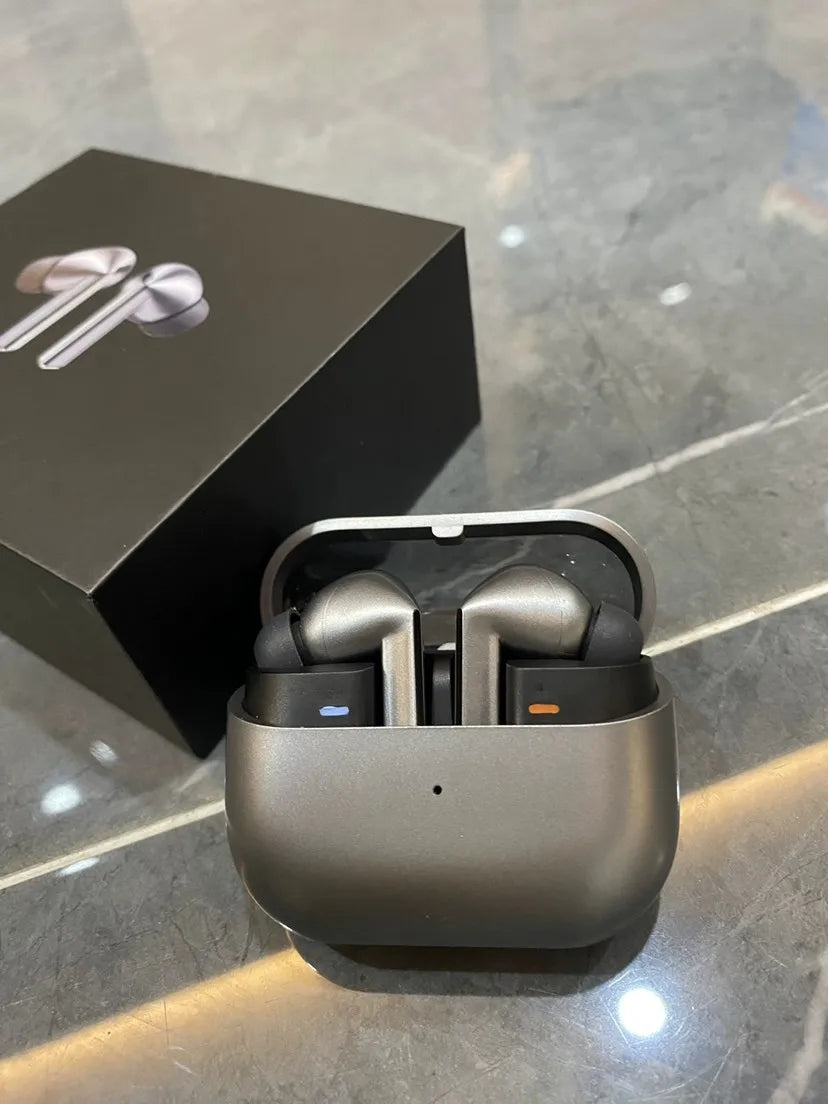 سماعات Buds 3 Pro بإلغاء الضوضاء - سماعات بلوتوث لاسلكية TWS مع شحن لاسلكي وصوت HiFi غامر